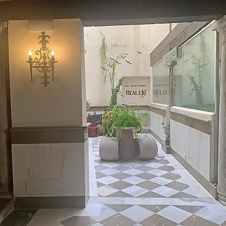 Apartment Real Realejo 3000